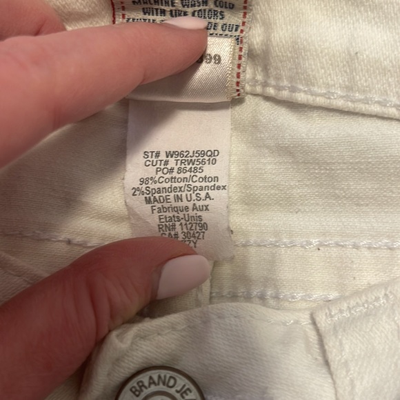 True Religion PETITE White Jeans - Picture 5 of 7